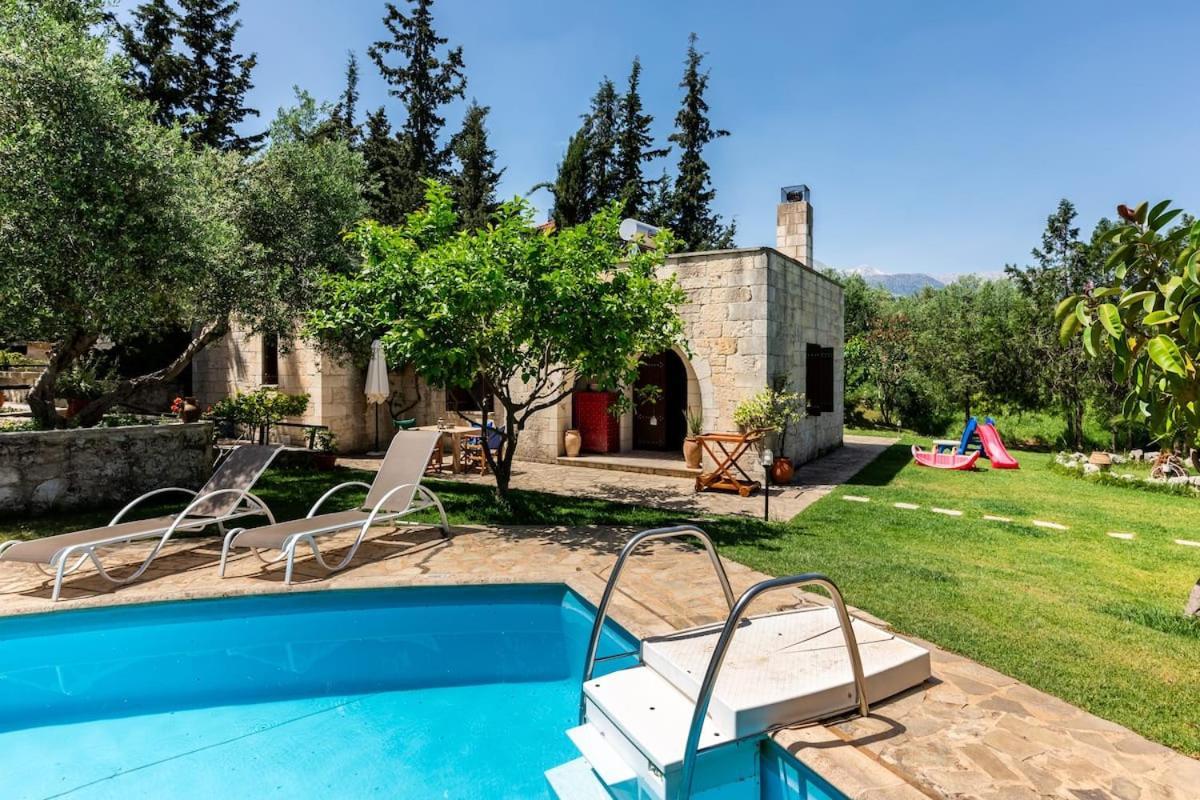 Aloni Villa