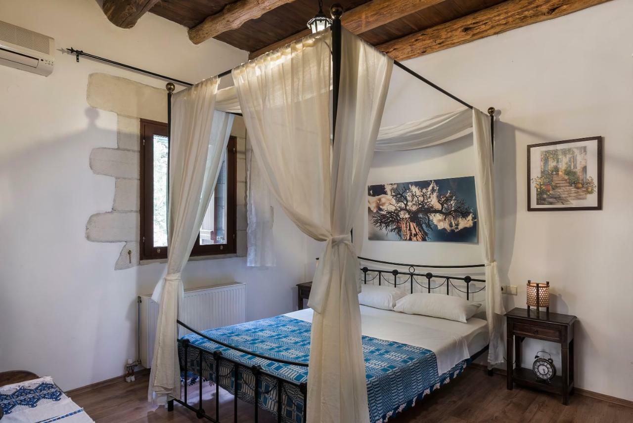 Aloni Villa *